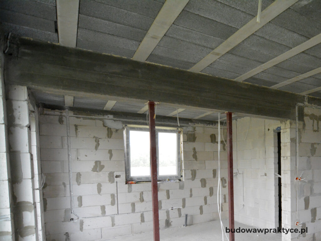 podciąg żelbetowy