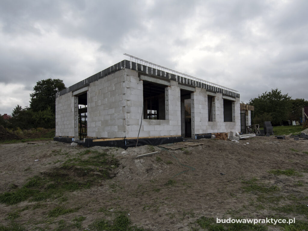 strop gęstożebrowy